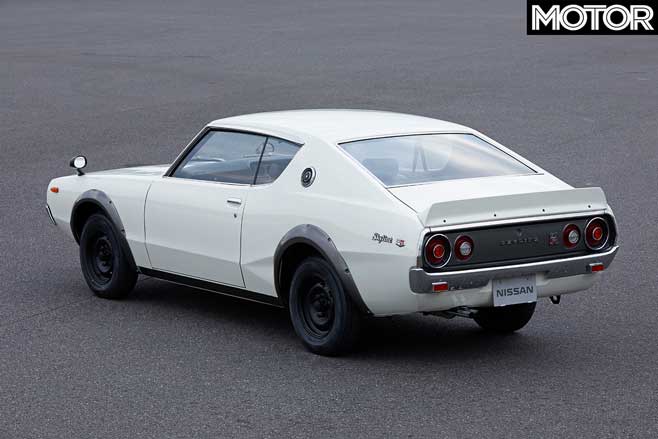 1:24 Nissan Skyline 2000GT-R KPGC110 '73 (Ken and Mary