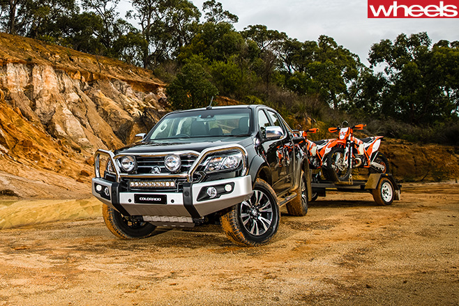 Holden -Colorado -towing -dirt -bikes