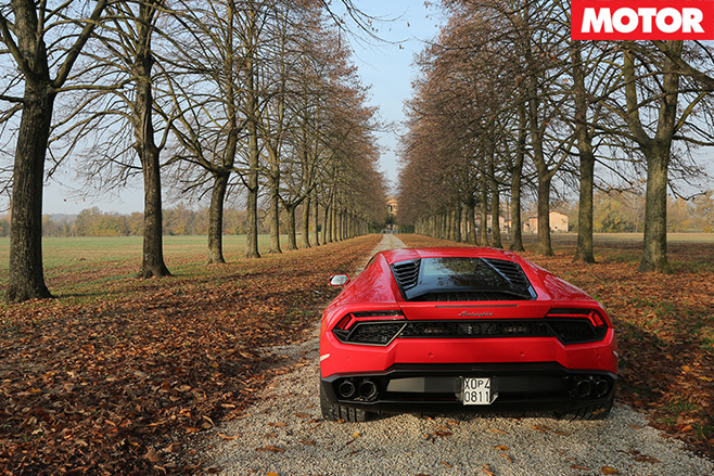 Lamborghini Huracán rear trees