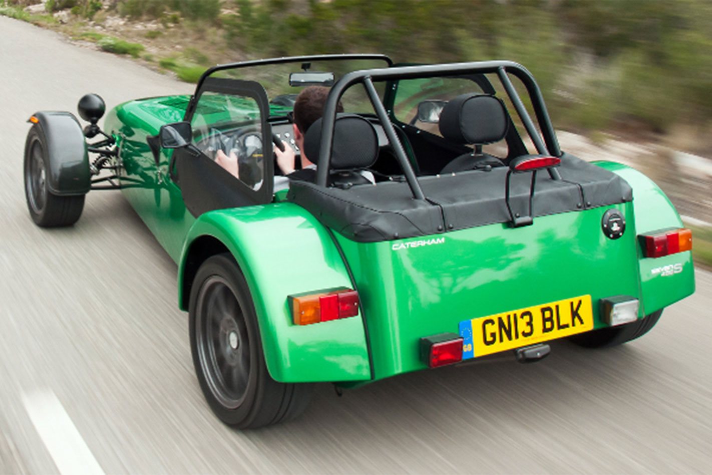 Caterham slashes Australian Seven pricing