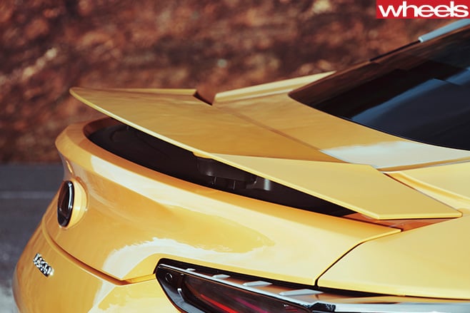 2016-Lexus -LC500-rear -spoiler -static