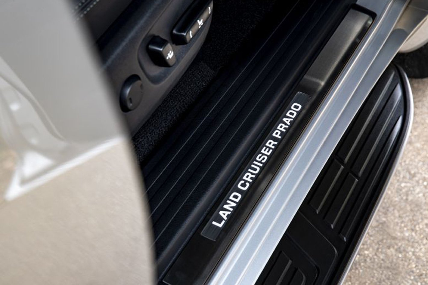 Toyota Landcruiser Prado