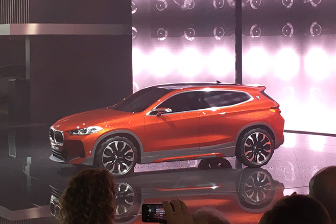 BMW X2 side
