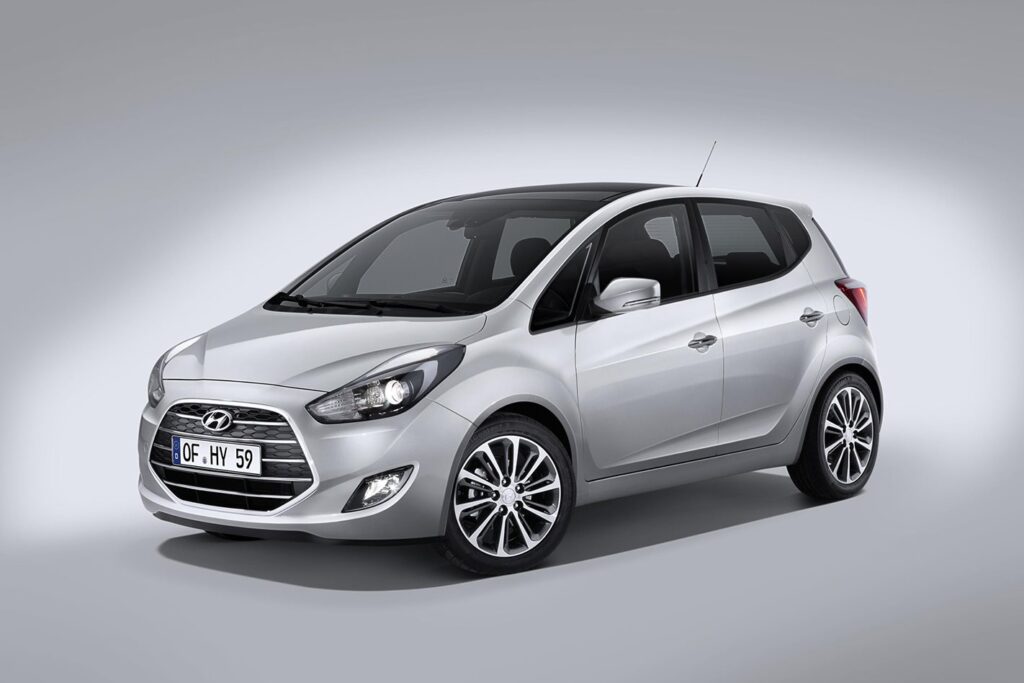 Hyundai ix20 3 4 Front web
