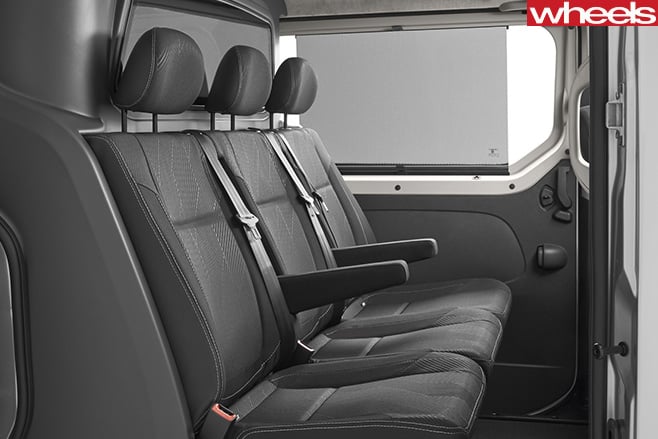 Renault -Trafic -Sport -rear -seats