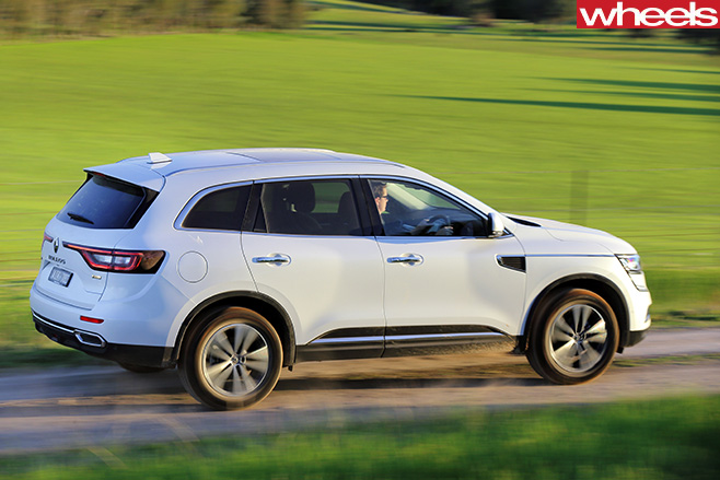 Renault -Koleos -top -side -driving -rear