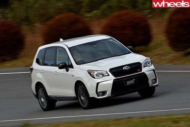 Subaru -Forester -STI-side