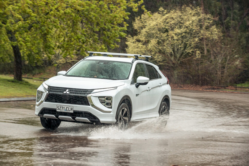 2021 Mitsubishi Eclipse Cross PHEV Aspire review