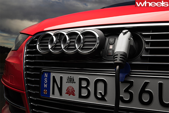 AUDI-A3-Etron -charging