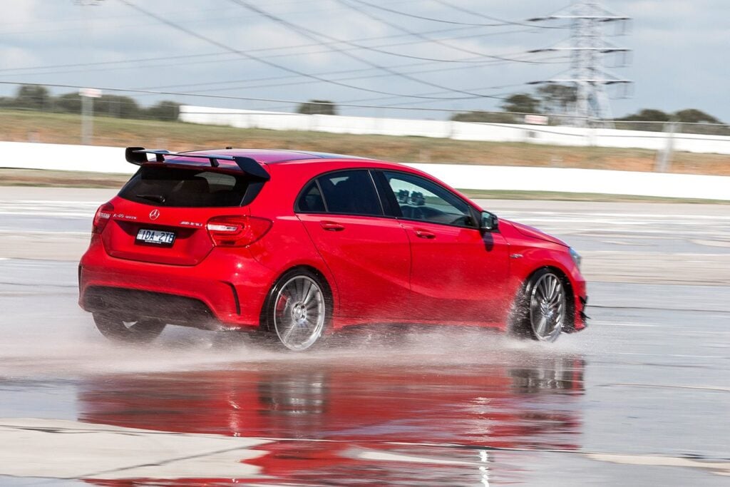 MOTOR Tyre Test 2015: Wet Motorkhana