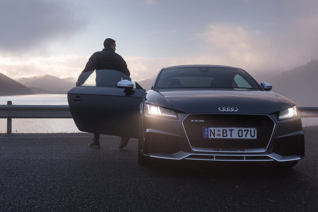 Lake Dartmouth to Omeo in a 2017 Audi TT RS