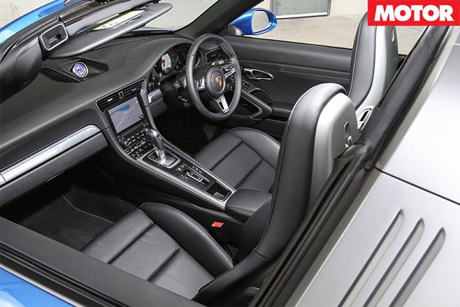 2016 Porsche 911 Targa 4S interior