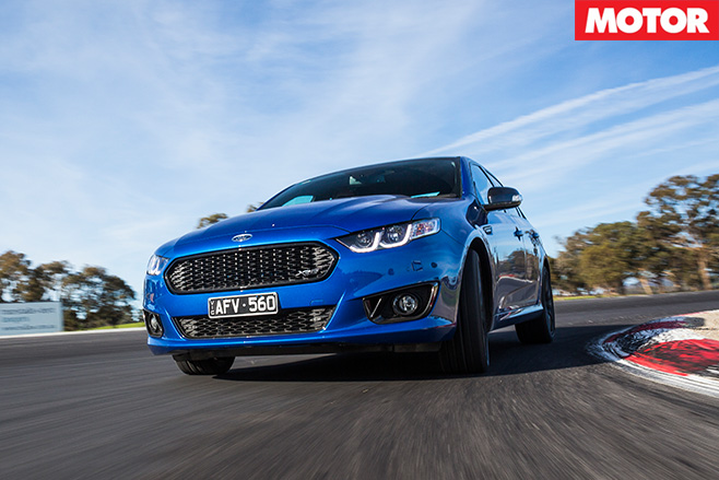 Ford falcon XR8 Sprint cornering