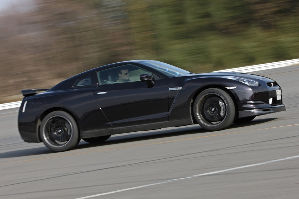 Rev. 9 R35 Nissan R35 GT-R Spec-V review