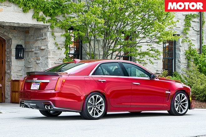 Cadillac CTS-V rear side