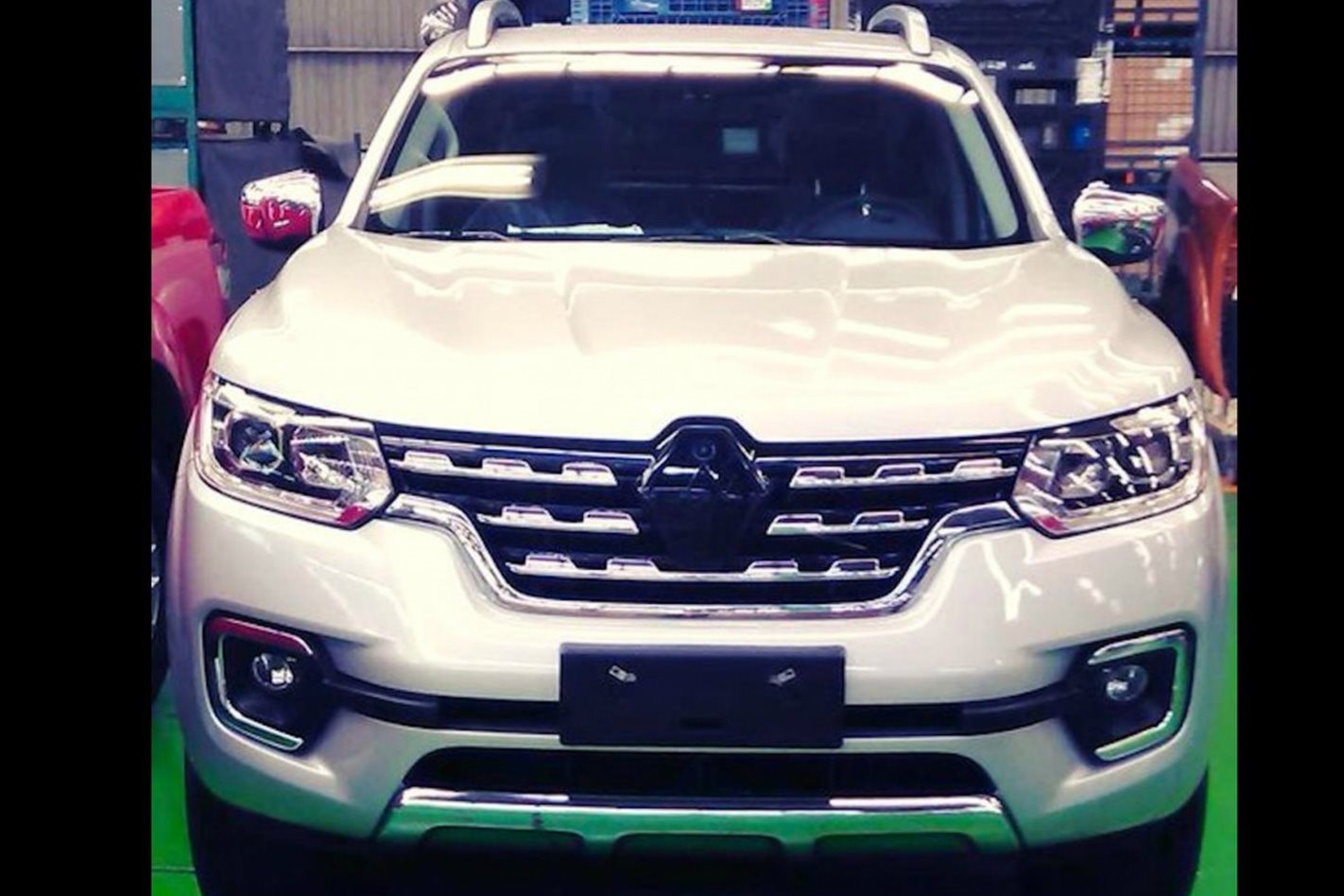 2017 Renault Alaskan spy pics
