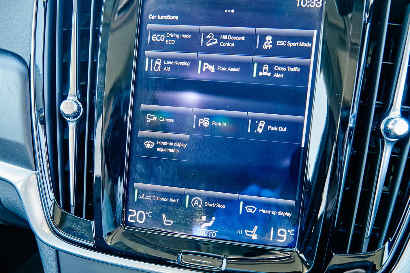 volvo v90 cross country