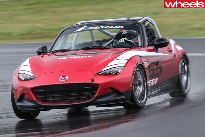 2016-Mazda -MX-5-Cup -Edition
