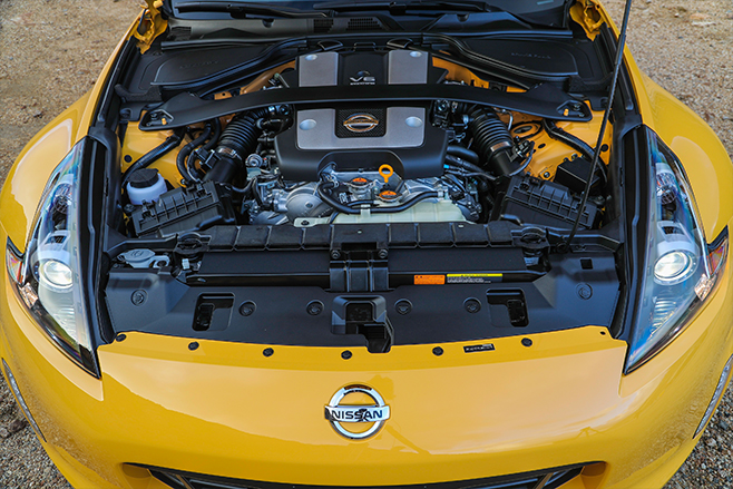 2018 Nissan 370Z Heritage Edition Engine Bay