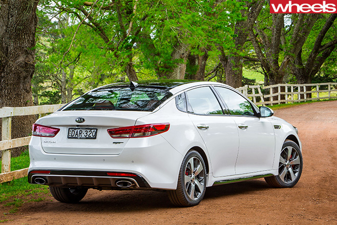 Kia -Optima -rear
