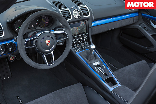 Porsche boxster spyder 5