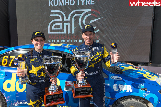 Molly -Taylor -with -ARC-Trophy