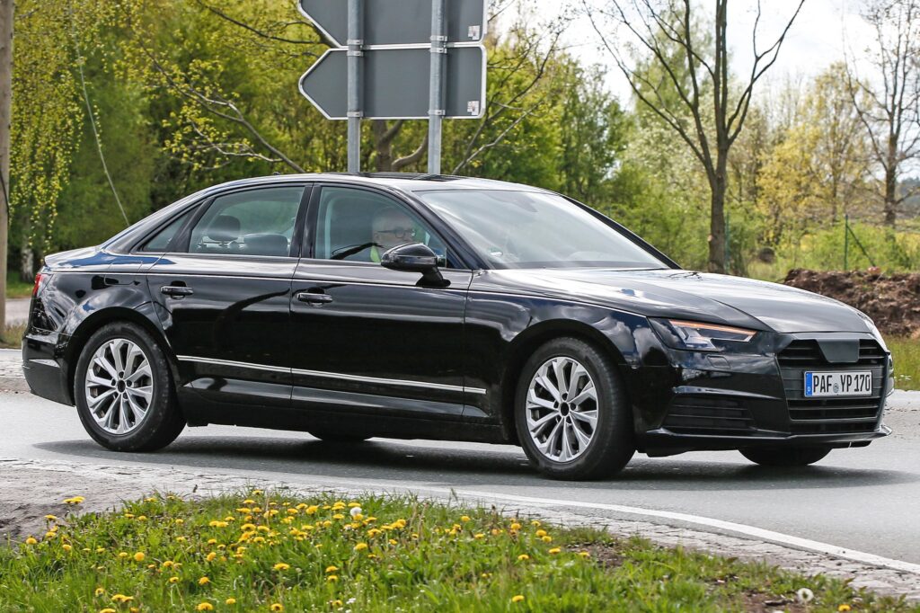 2016 Audi A4 spy pics