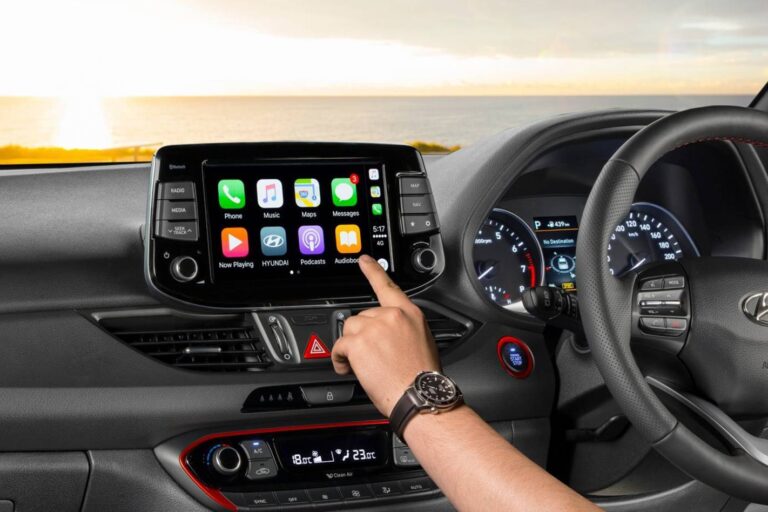 Apple CarPlay