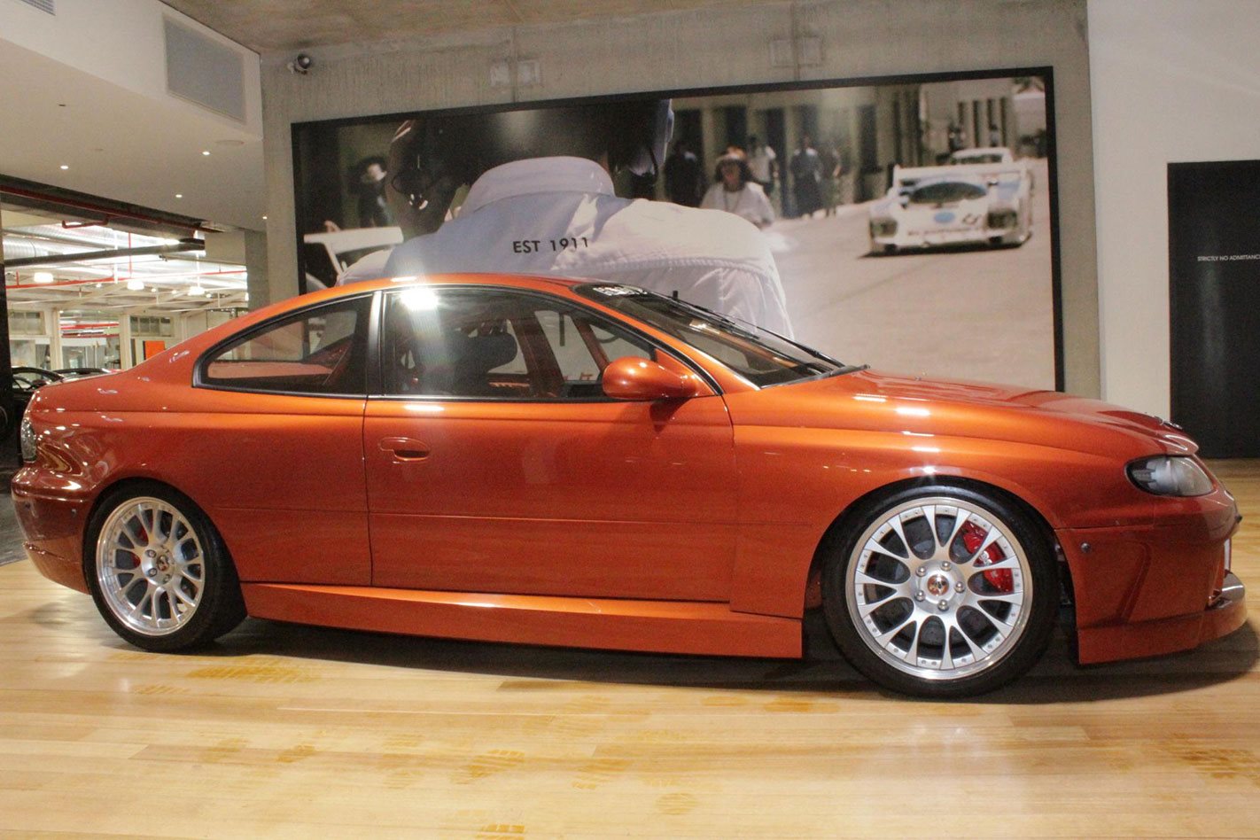 HSV GTS-R