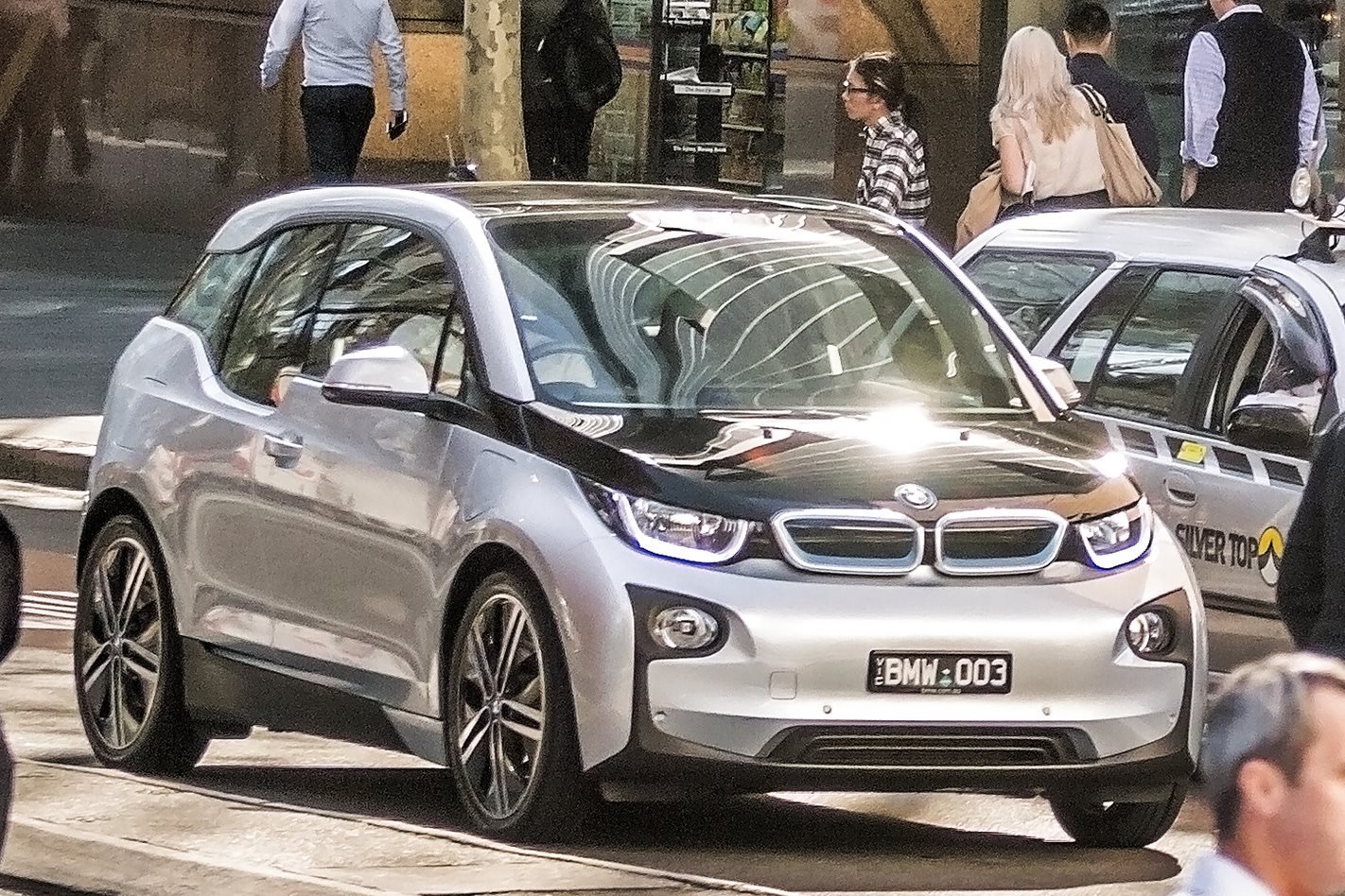 BMW i3