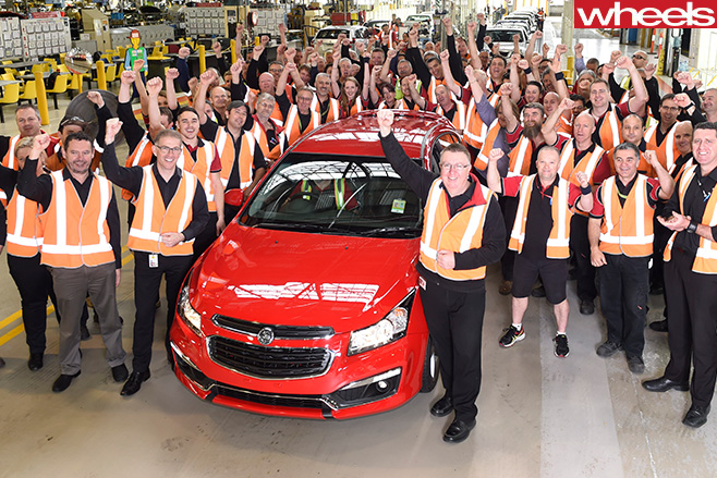 Elizabeth -plant -South -Australia -celebrating -Holden -Cruze -SRi -Z-series