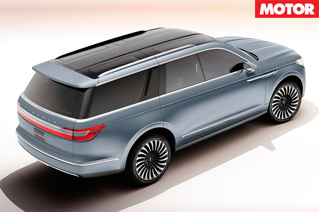 Lincoln Navigator Concept rear