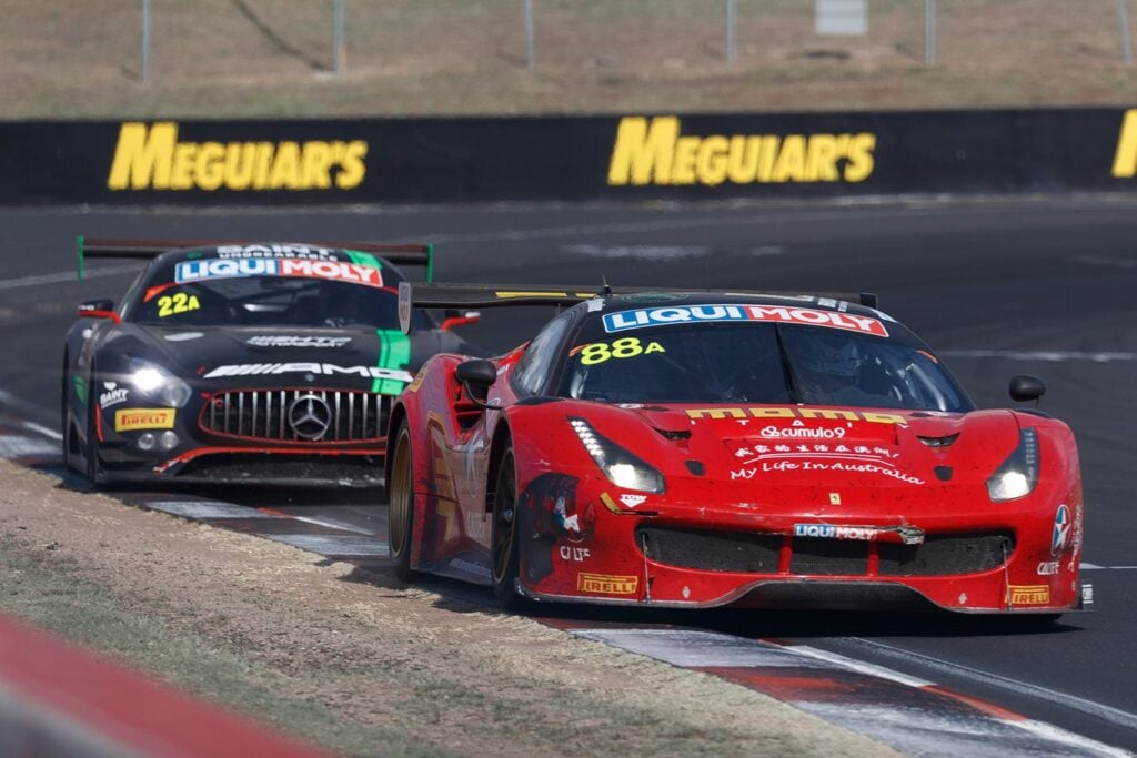 2017 Bathurst 12 hour race