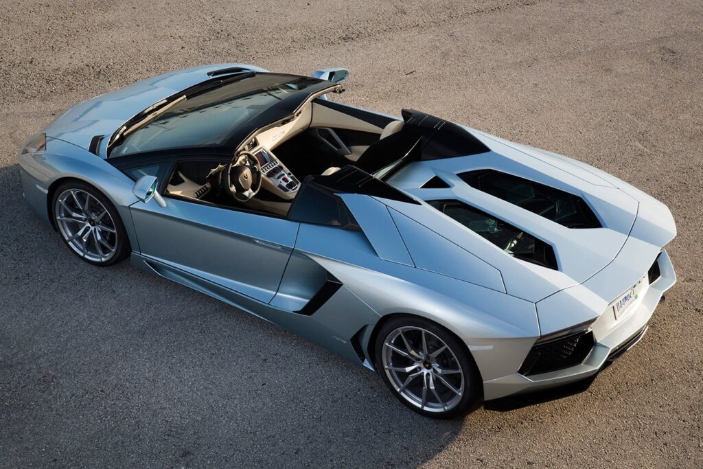Lamborghini Aventador LP700-4 Roadster