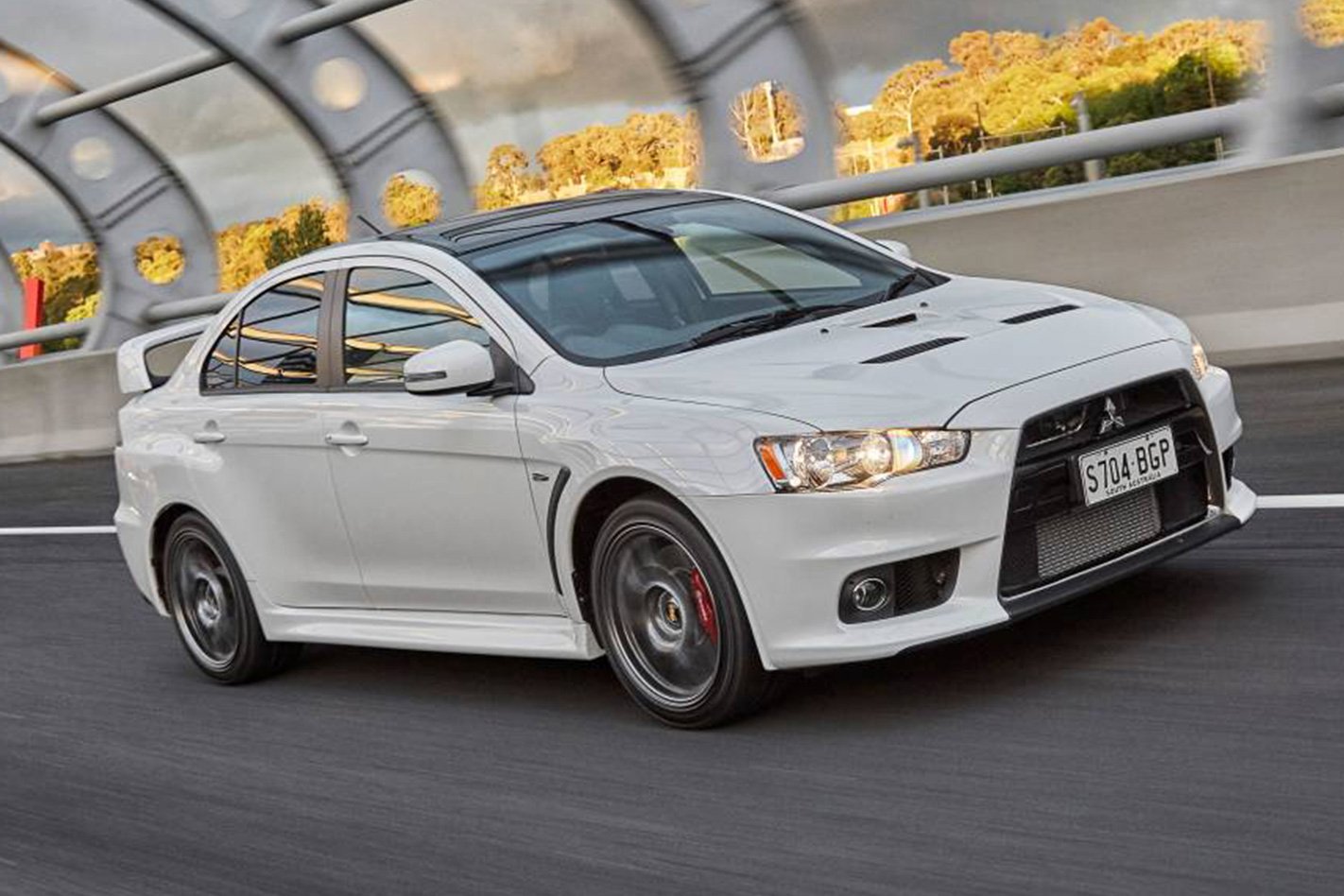 2015-Mitsubishi-Lancer-Evolution-Final-Edition.jpg