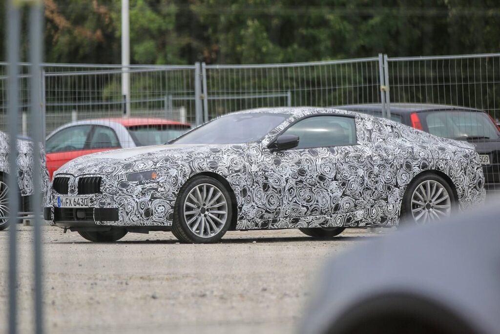 2018 BMW 8 Series spy pics