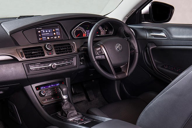MG3 interior