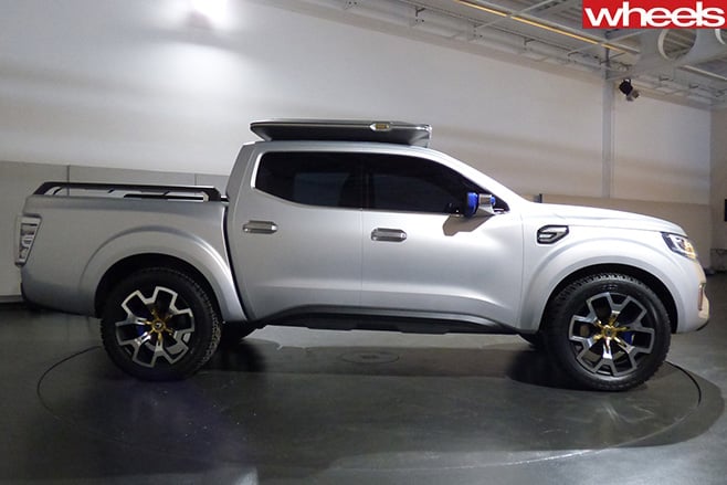 Renault -Alaskan -side-