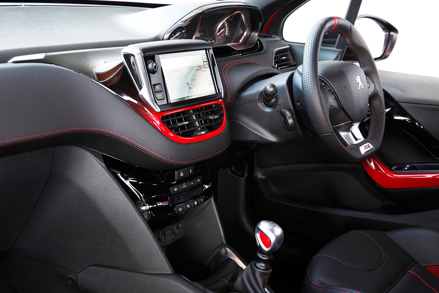 Peugeot 208 GTi interior