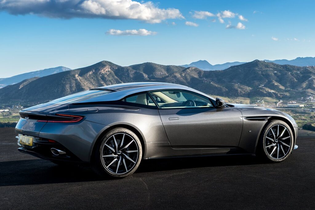 Aston Martin DB11 rear main