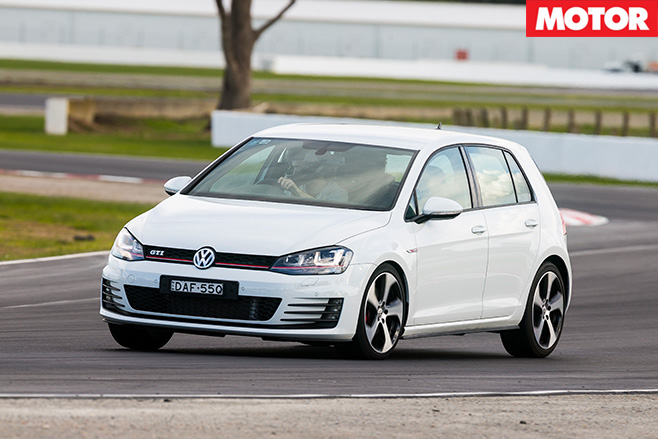 Volkswagen golf gti front