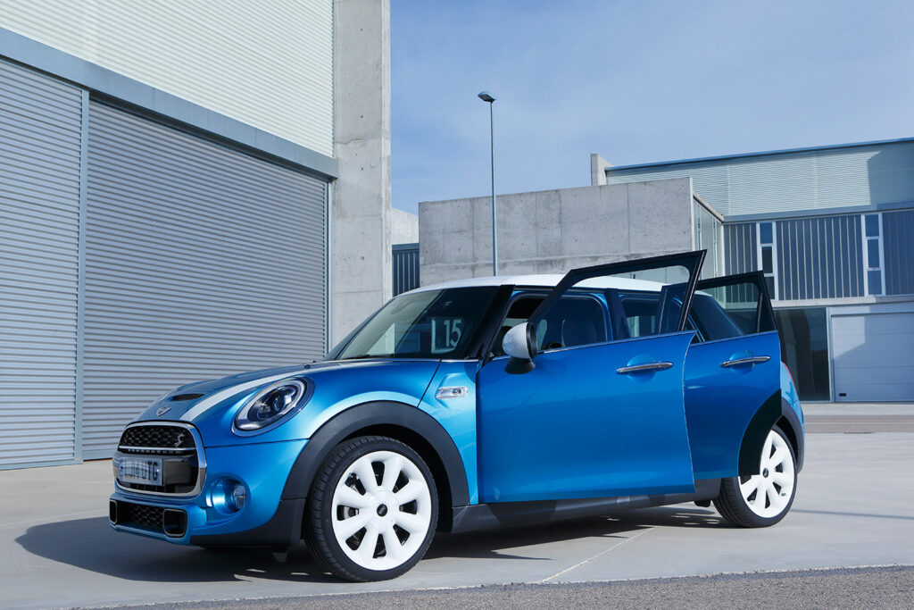 MINI Cooper 5 Door
