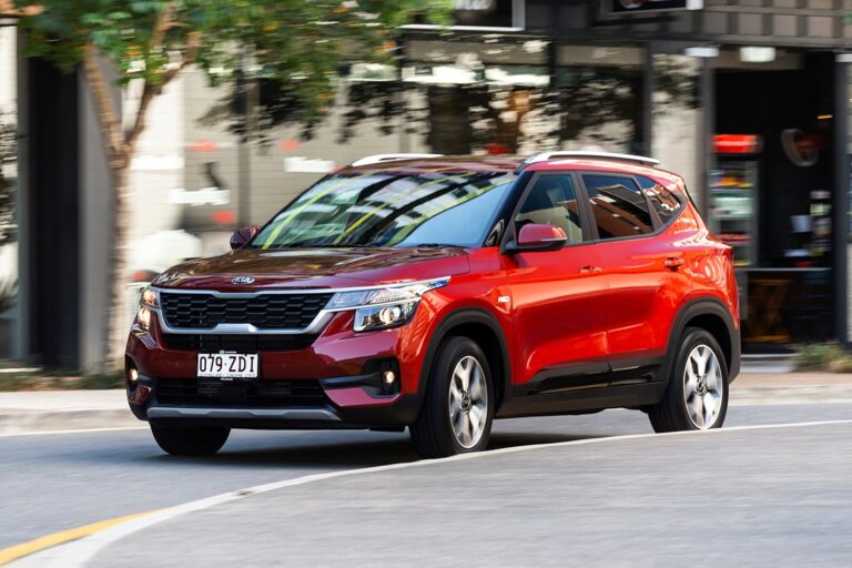 Kia Seltos Sport +