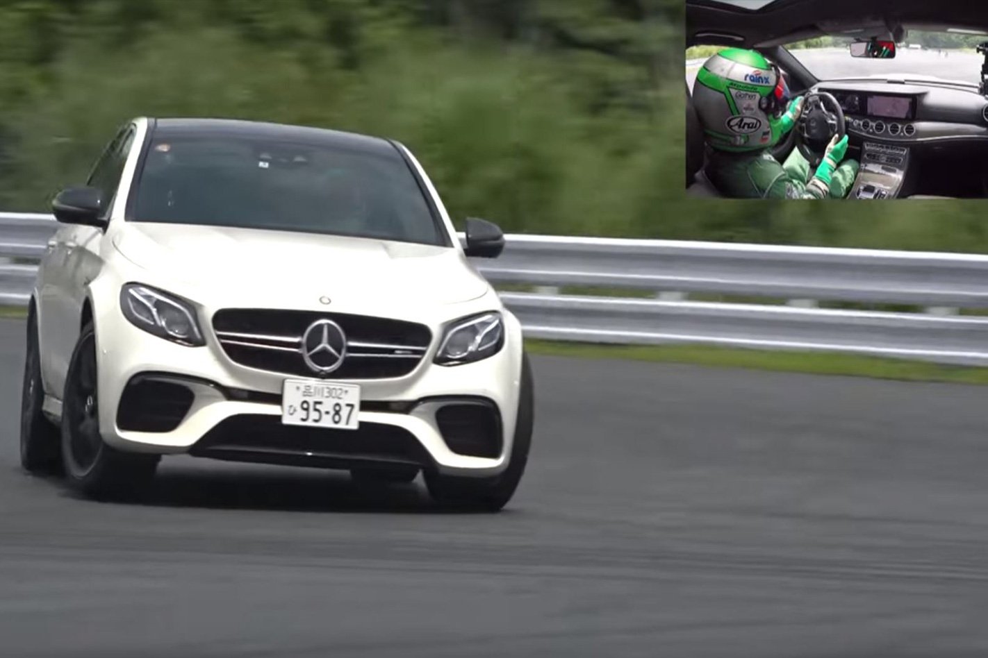 Mercedes AMG E63 S 4MATIC drifting
