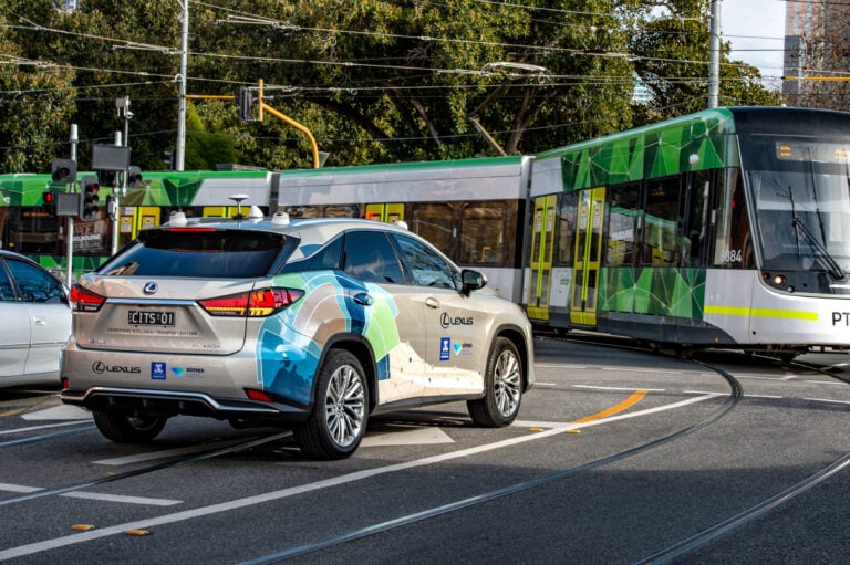 Lexus RX and tram
