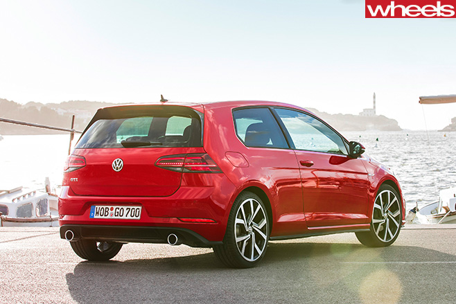 Volkswagen -Golf -7-5-GTi -rear