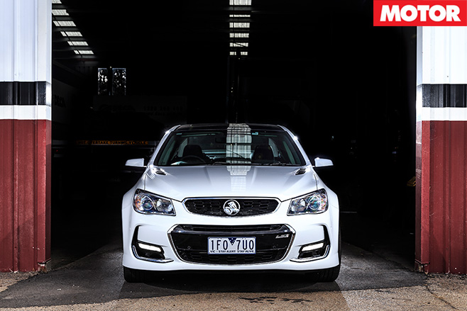 Holden -ss -v -redline