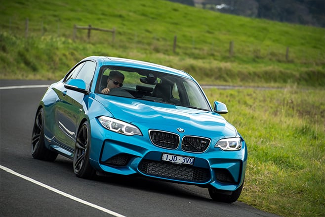 2017 BMW M2 Pure driving
