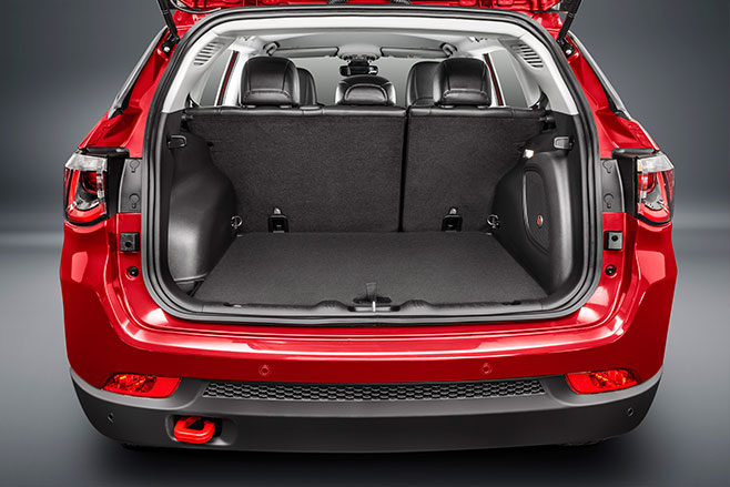 2018 Jeep Compass boot