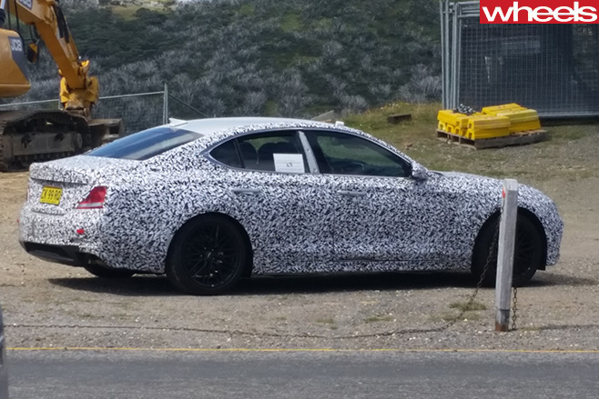 Hyundai -Genesis -G70-side